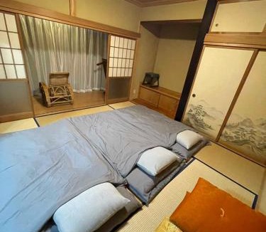 Shirako Apartment | おどろき荘