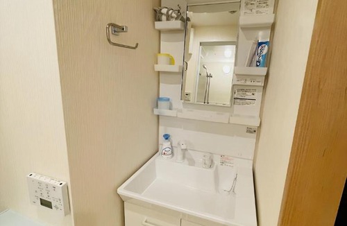Tanimachi Apartment | 中央公館 Central Mansions