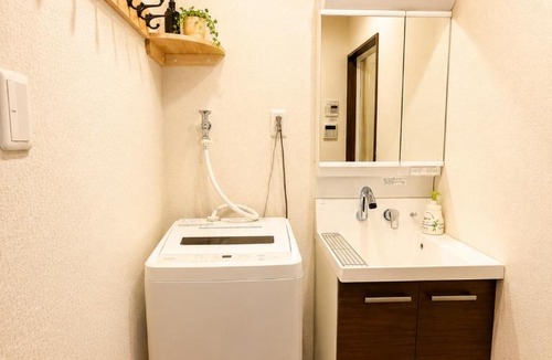 Nishi Apartment | 多木屋-大阪201