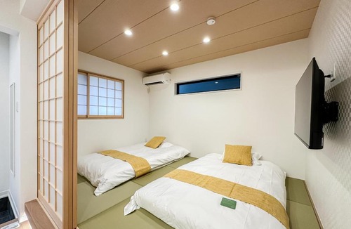 Nishinari House | 無界 蛍