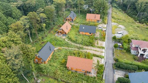 Hakone Ski Chalet | 箱根芦之隠 Ashi Hakone Cabin Retreat