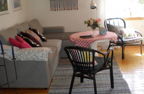 Sorbo House | 1 bedroom accommodation in Brålanda