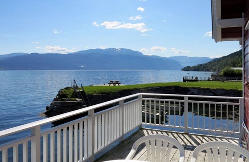 Balestrand Other | 100 m² Accommodation ∙ 3 bedrooms ∙ 6 guests
