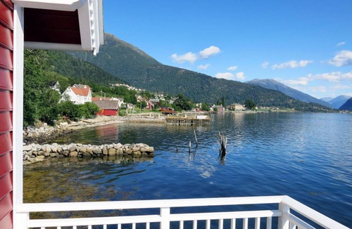 Balestrand Other | 100 m² Accommodation ∙ 3 bedrooms ∙ 6 guests