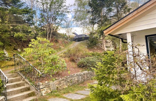 Balestrand House | 110 m² House ∙ 3 bedrooms ∙ 6 guests