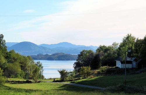 Tysnes Other | 135 m² Accommodation ∙ 5 bedrooms ∙ 8 guests