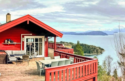 Tysnes Other | 145 m² Accommodation ∙ 4 bedrooms ∙ 8 guests