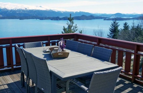 Tysnes Other | 145 m² Accommodation ∙ 4 bedrooms ∙ 8 guests