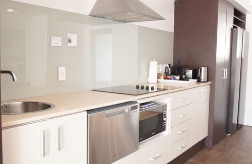 Paihia Apartment | 2 Bedroom Beach Frontage Apartment