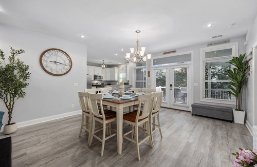 Crescent Beach House | 2min WALK to Beach, Pool, Hot Tub, SL16, 5BR House