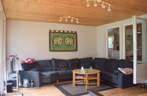 Ryd House | 3 bedroom accommodation in Ryd