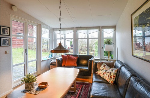 Sjotorp House | 3 bedroom accommodation in Sjötorp