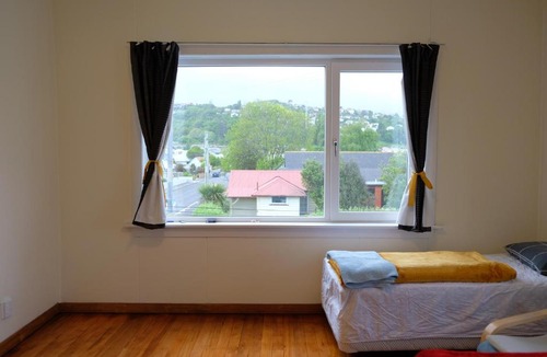 South Dunedin House | 3 spacious bedrooms