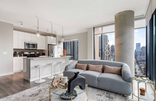 Near North Side Apartment | 3 Stylish 2BRs Steps from Magnificent Mile