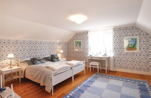 Mariestad House | 4 bedroom accommodation in Mariestad
