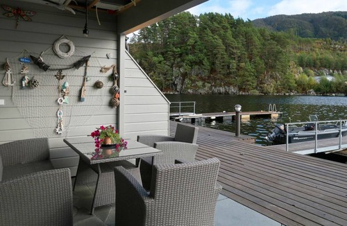 Tysnes Apartment | 55 m² Apartment ∙ 2 bedrooms ∙ 4 guests