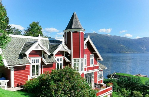 Balestrand Apartment | 55 m² Apartment ∙ 2 bedrooms ∙ 3 guests