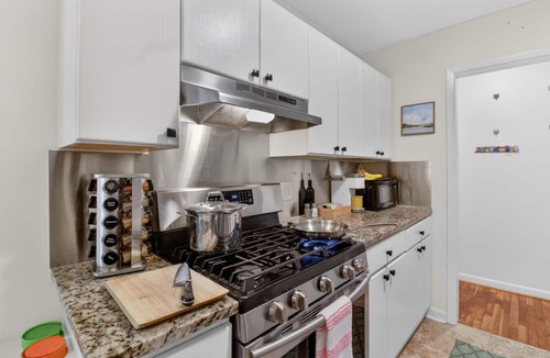 West Ashley House | 5BR Group House | Fire Pit, Movie Deck & Fun Games