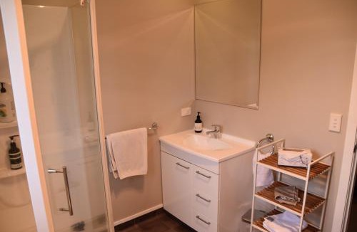 Leamington House | 73 Milton Accommodation