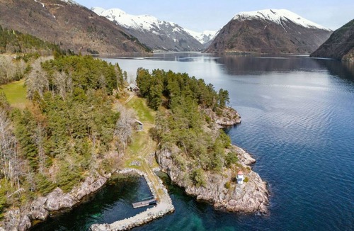 Balestrand Other | 76 m² Accommodation ∙ 2 bedrooms ∙ 5 guests