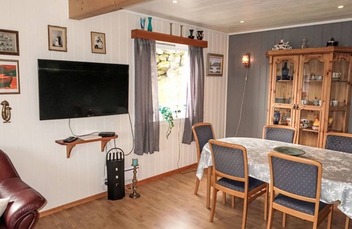 Tysnes House | 80 m² House ∙ 3 bedrooms ∙ 6 guests