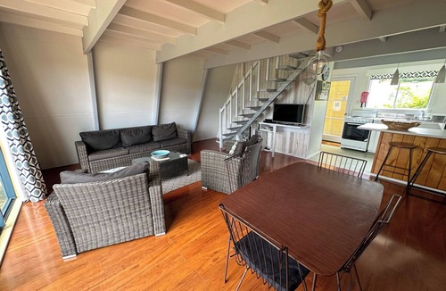Amodeo Bay Ski Chalet | A-Frame 3