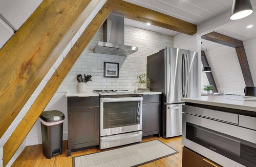 Birdsboro Ski Chalet | A-Frame Chalet: Fireplace, Hot Tub & Mountain Views