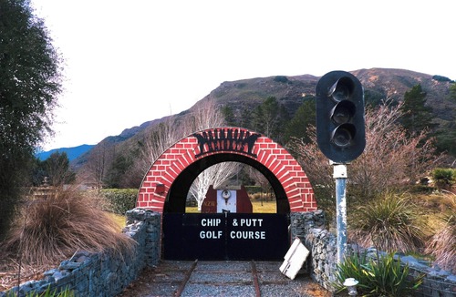 Cass Cabin | A quite gateway in the mountain! Cass cottage 1 - Lake Pearson, Authur's Pass