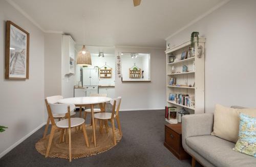 Picton Apartment | A Stone's Throw