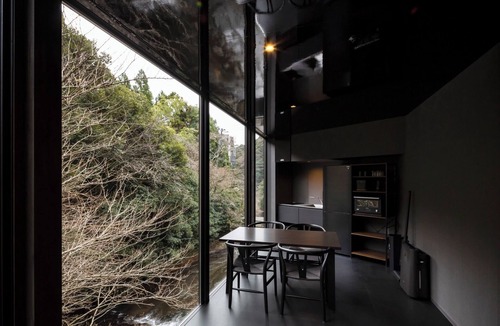 Yugawara House | A villa along the mountain stream where you can en/Ashigarashimo District Kanagawa