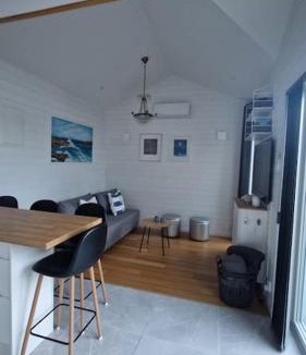 Uddevalla House | Accommodation close to the ocean on the West Coast