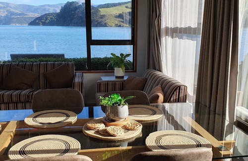 Akaroa Hotel | Akaroa Waterfront Motels