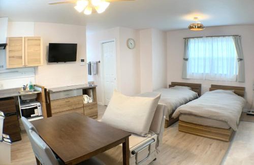 Izumisano Apartment | Alaula