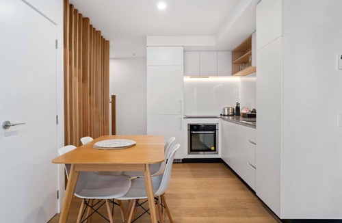 Albert Town Apartment | Albert Abode