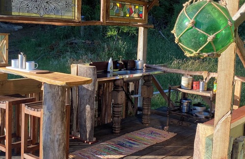 Upper Takaka Cabin | Alpacas Off Grid - Treehouse & Hut