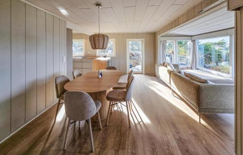 Gressvik House | Amazing Home In Gressvik With Wifi