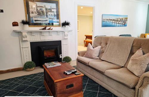 Dome Forest Bed & Breakfast | Annies B and B