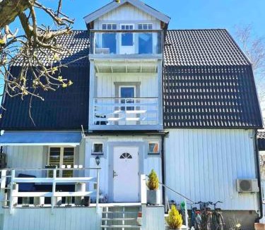 Vasteras Apartment | Apartment in private villa
