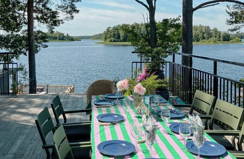 Ryssby House | Architectural cabin with magnificent lake view