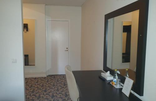 Kyrkviken Hotel | Ariston Hotell