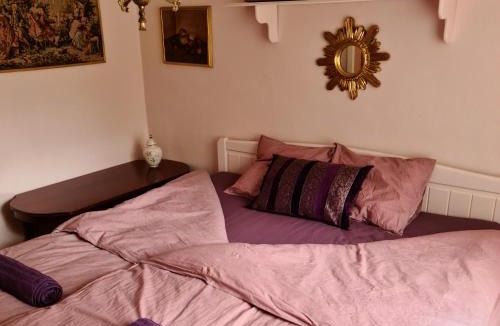 Tosteberga Apartment | Artist eremitage Leonora - Historic schoolhouse apartment