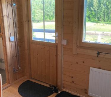 Norrkoping O Cabin | Asplunda Gård, Kolmården stuga nr 1