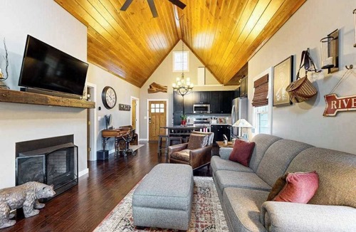 Cullowhee House | at E's please