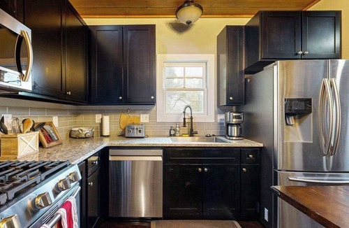 Cullowhee House | at E's please