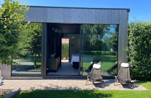 Kalmar House | Attefallshus svit Dunö