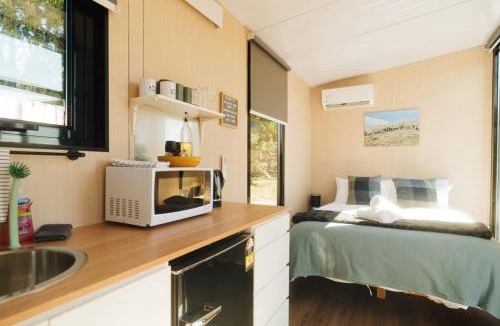 Mackenzie Country House | Avalanche Creek Cabin
