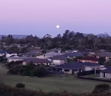 Ruakaka Apartment | Awa View