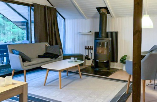 Ronninge House | Awesome home in Annerstad with sauna