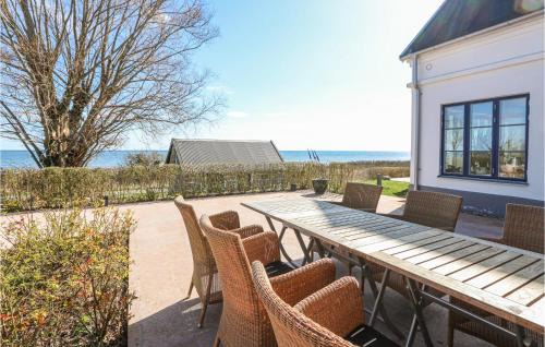 Brantevik House | Awesome Home In Brantevik With Sauna
