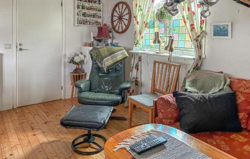 Vibble House | Awesome Home In Vibble With Wifi